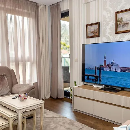 Your Relaxing In Evksinograd - 1br With Parking Space By Flat Manаger Апартаменти